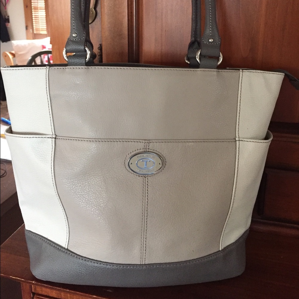 Tignanello leather Tote bag gray beige cream